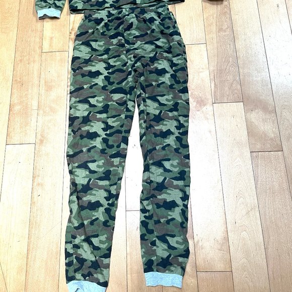 Cotton flannel camo 2 piece pajamas - Picture 2 of 4